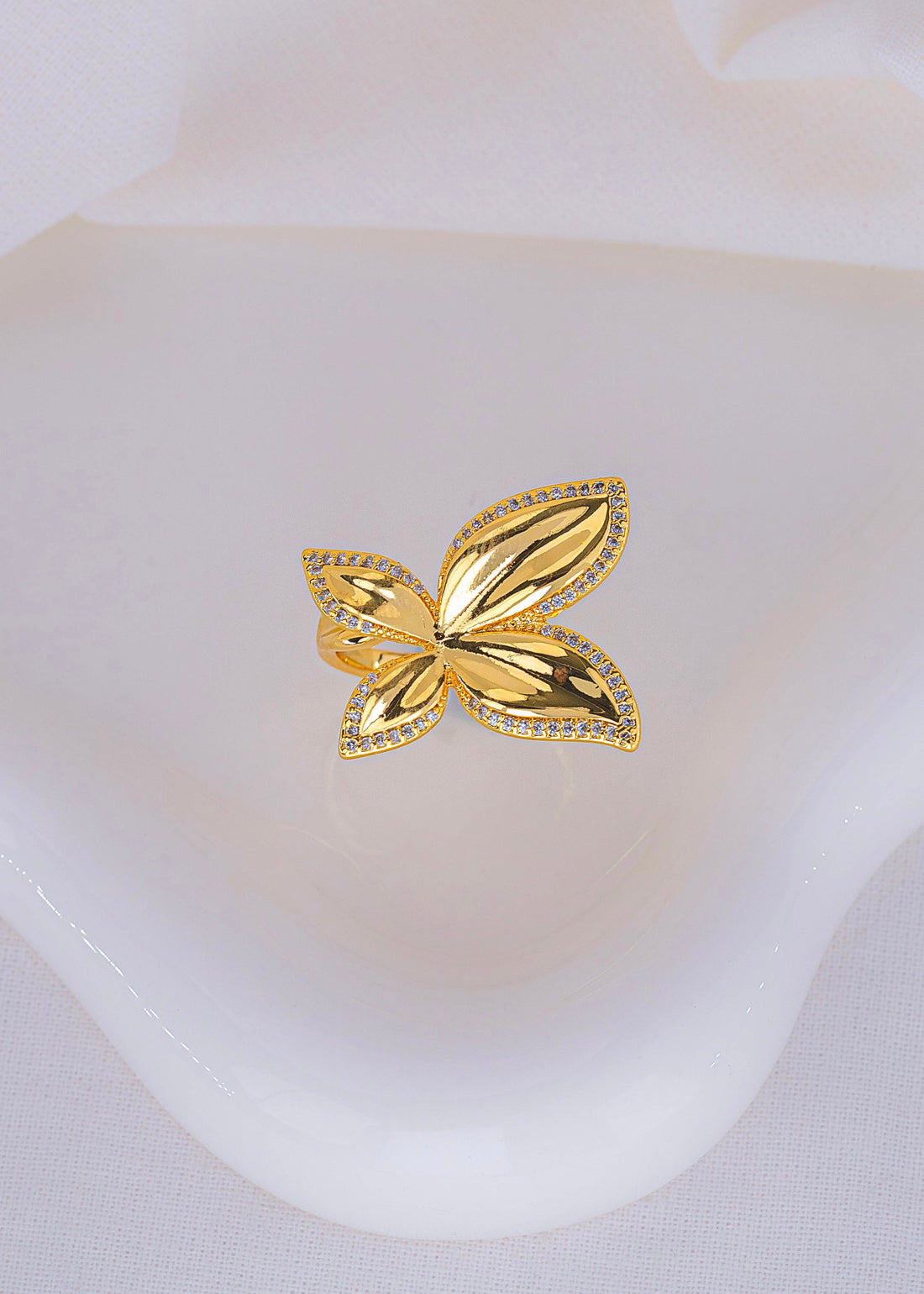 Anillo Dalia Dorado