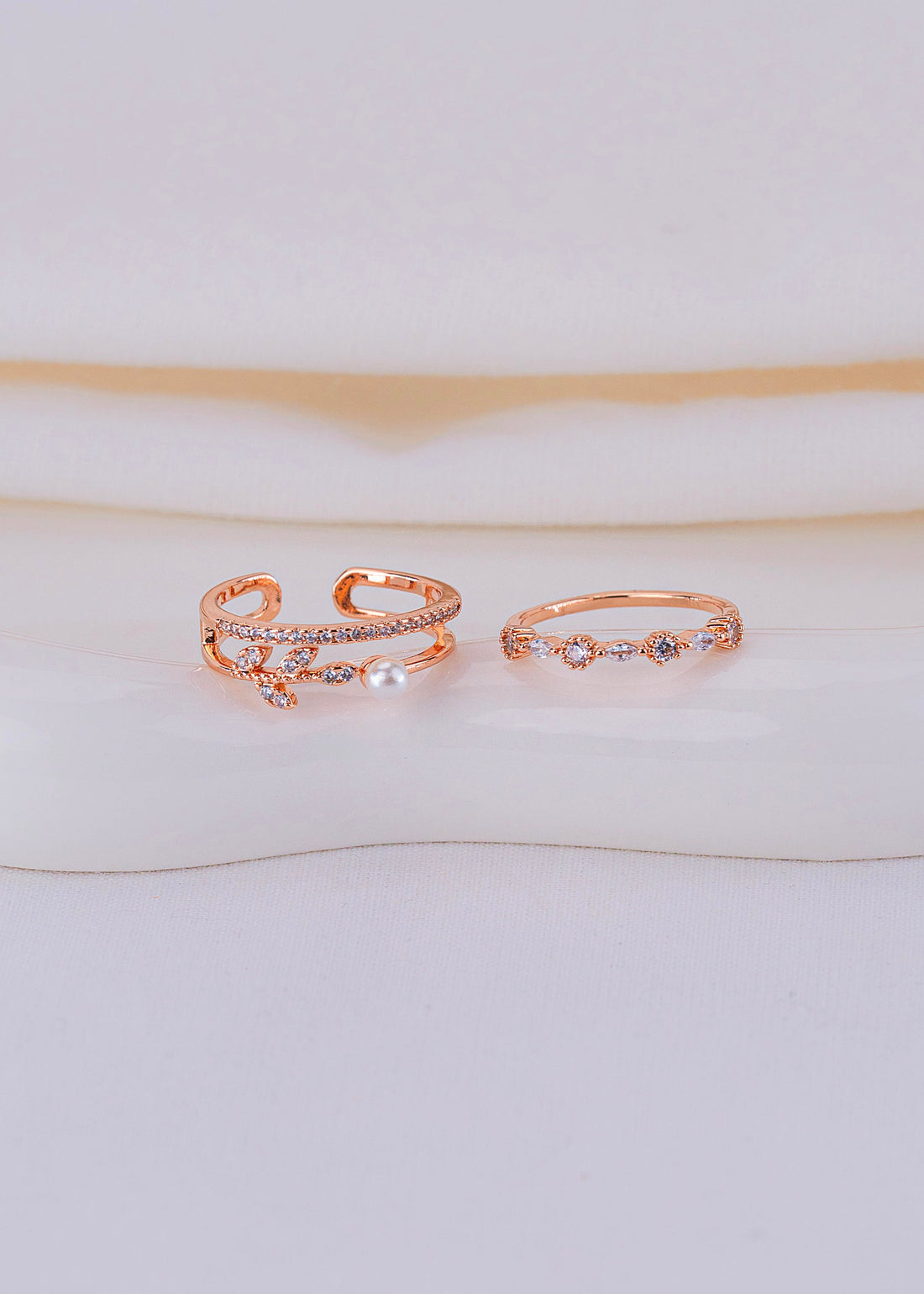 Set X 2 Anillos Espiga Perla Oro Rosa