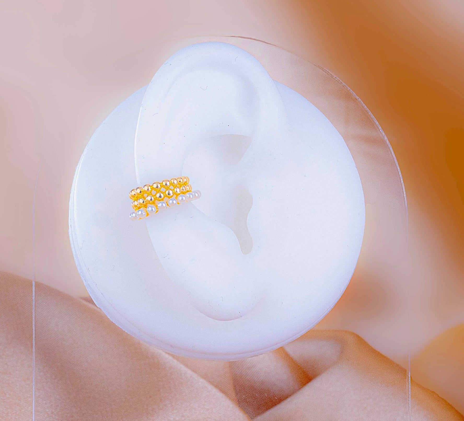 Ear Cuff Adelina Dorado Ref: E1224