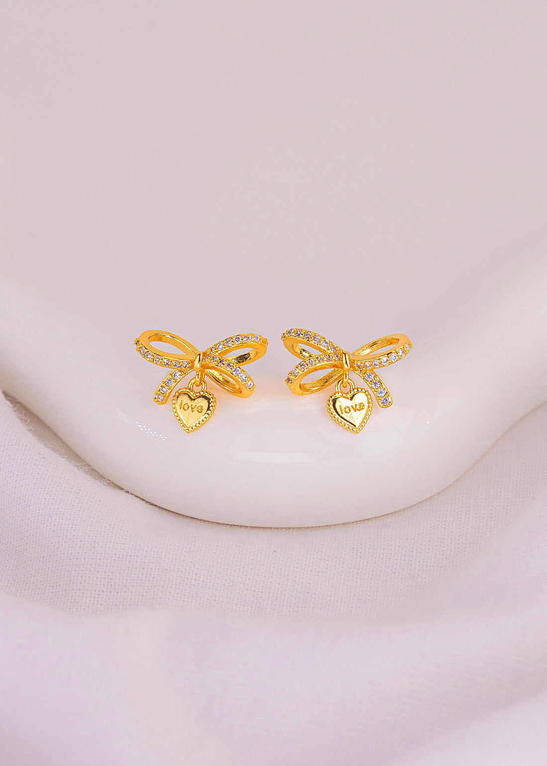 Aretes Amora