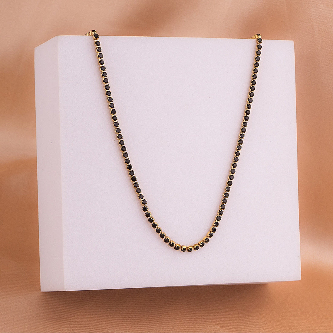 Chocker Circones Negros Ref: C087
