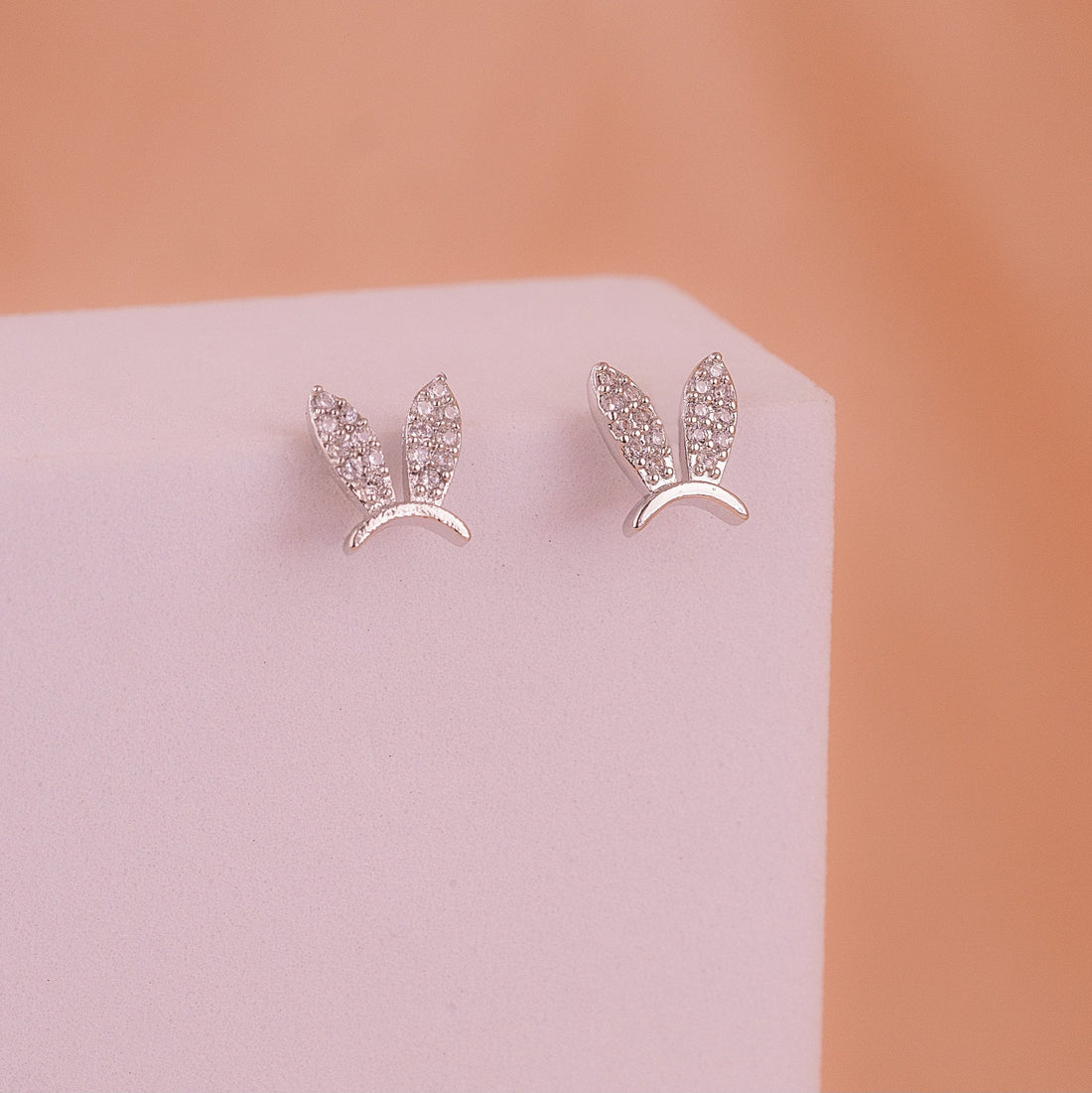 Topitos Orejas Conejo Plateados Ref:L1594