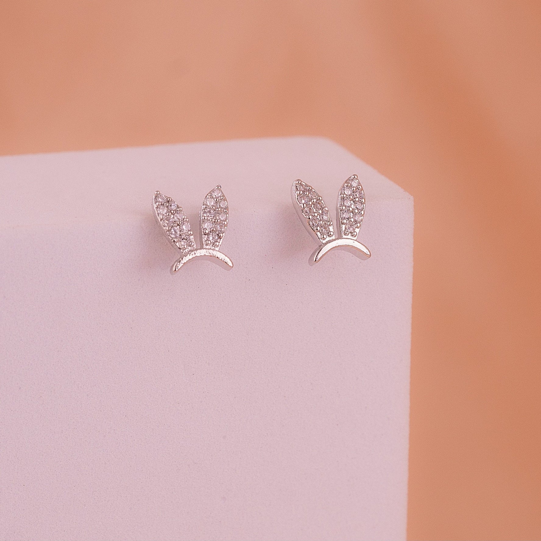 Topitos Orejas Conejo Plateados Ref:L1594