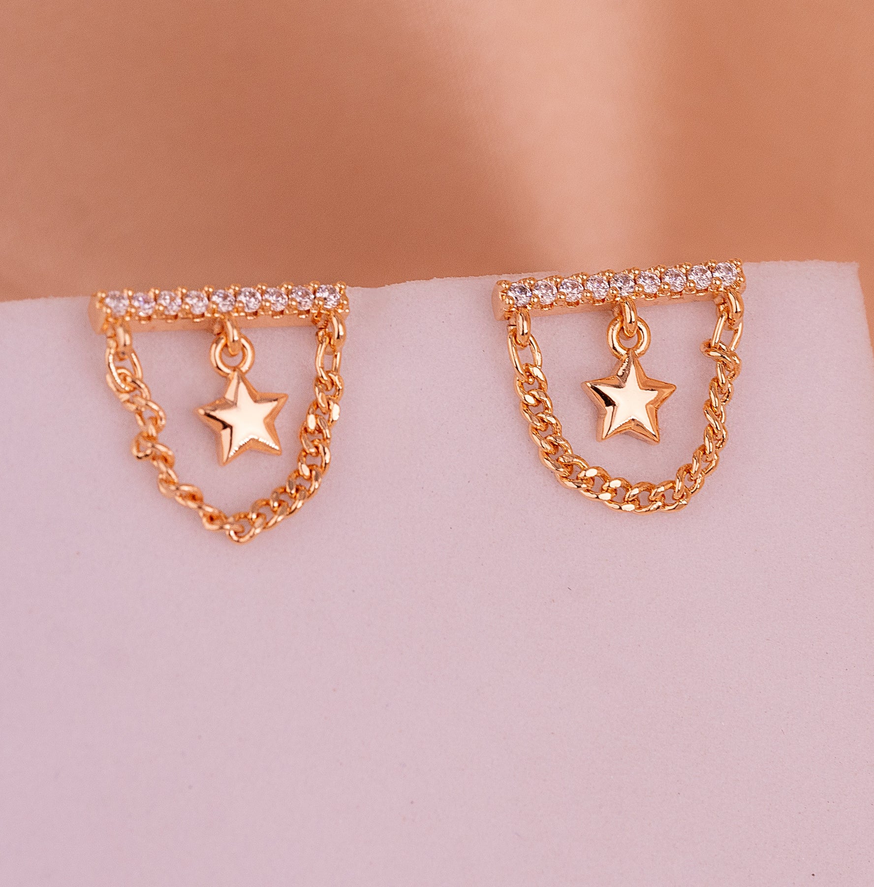 Aretes Adhara Dorados Ref: B1365